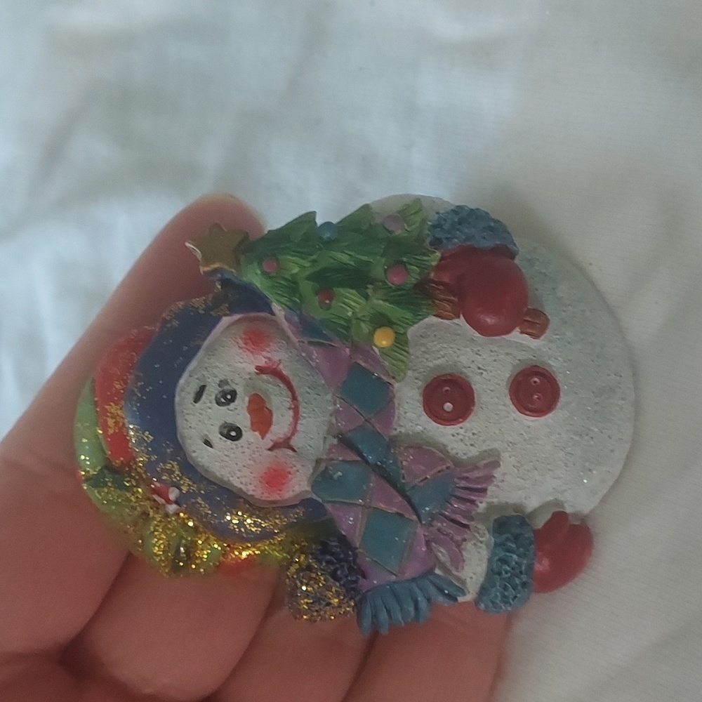 Vintage Holiday Snowman Christmas Magnet 2.5in Refrigerator Magnet